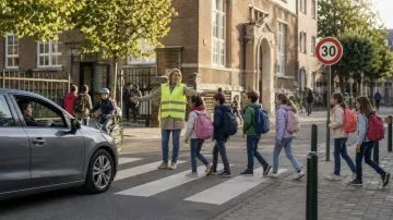 🚸 Back to school: 7 common traffic offences on the school run